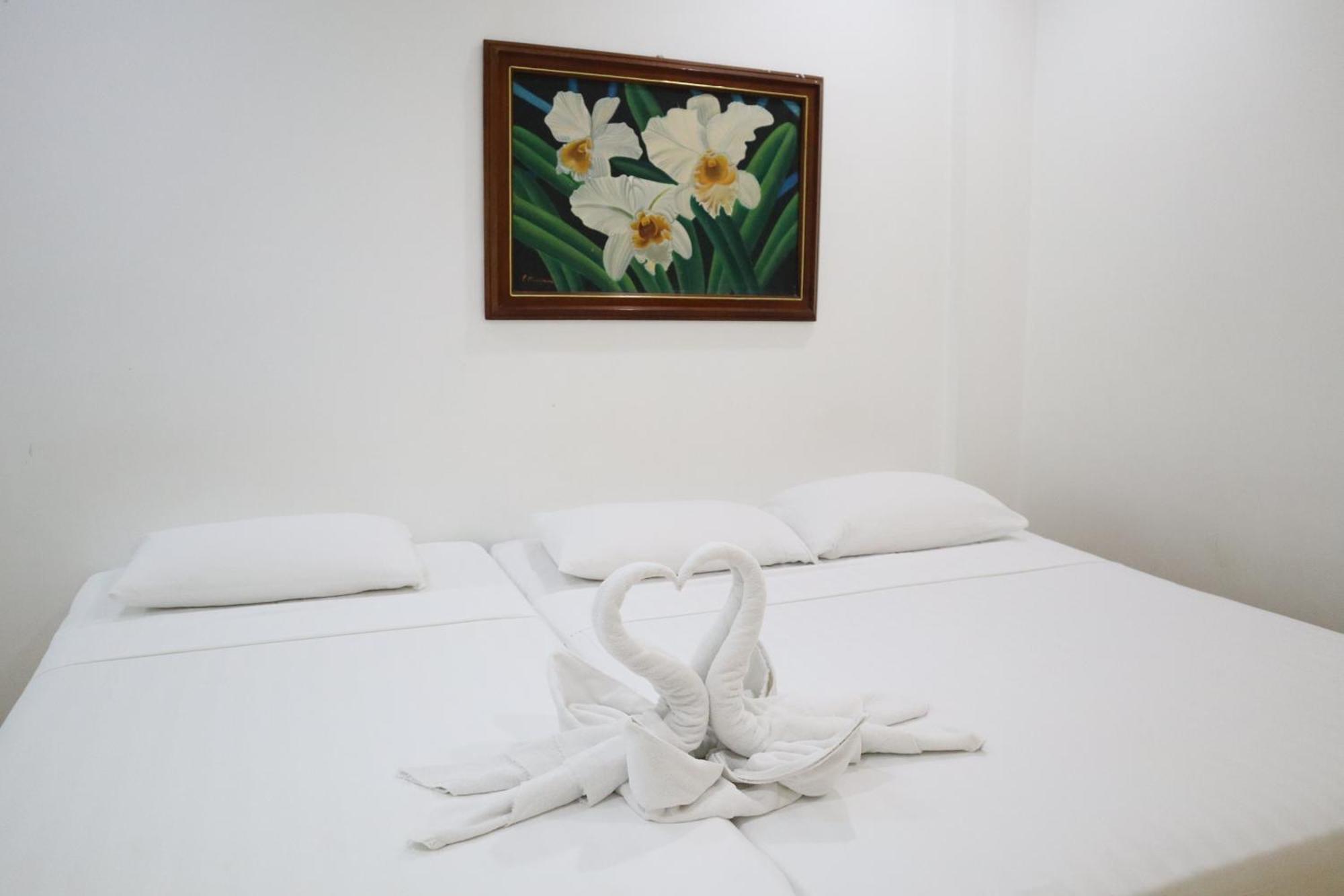 Island Inn Balabag  Екстериор снимка