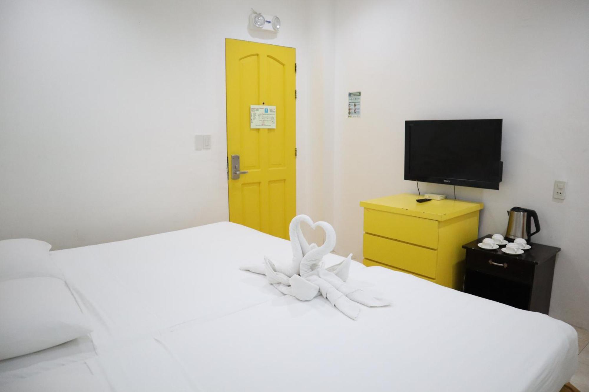 Island Inn Balabag  Екстериор снимка