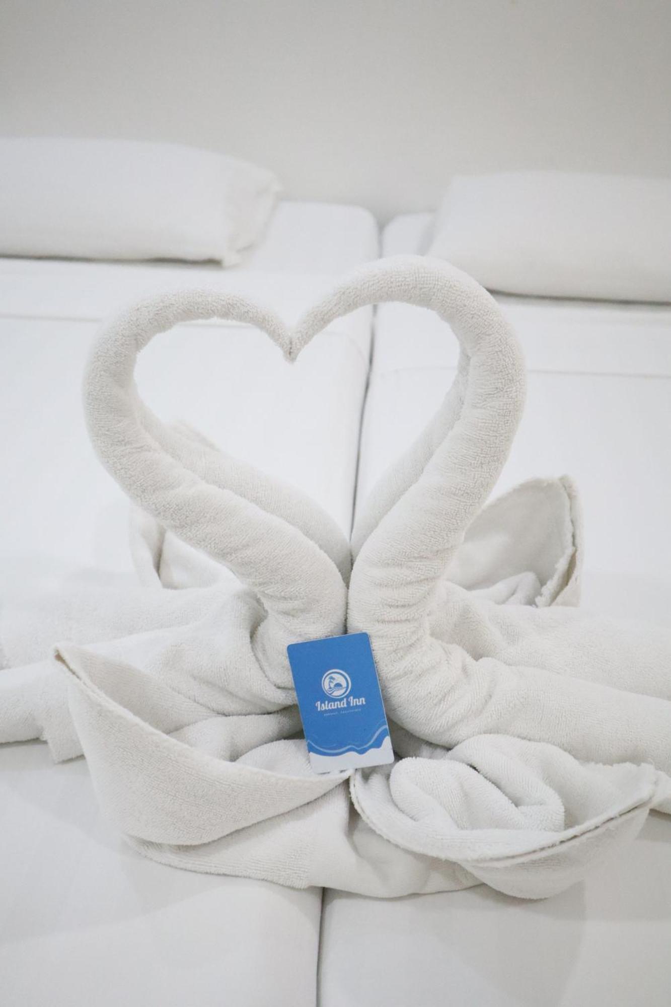 Island Inn Balabag  Екстериор снимка