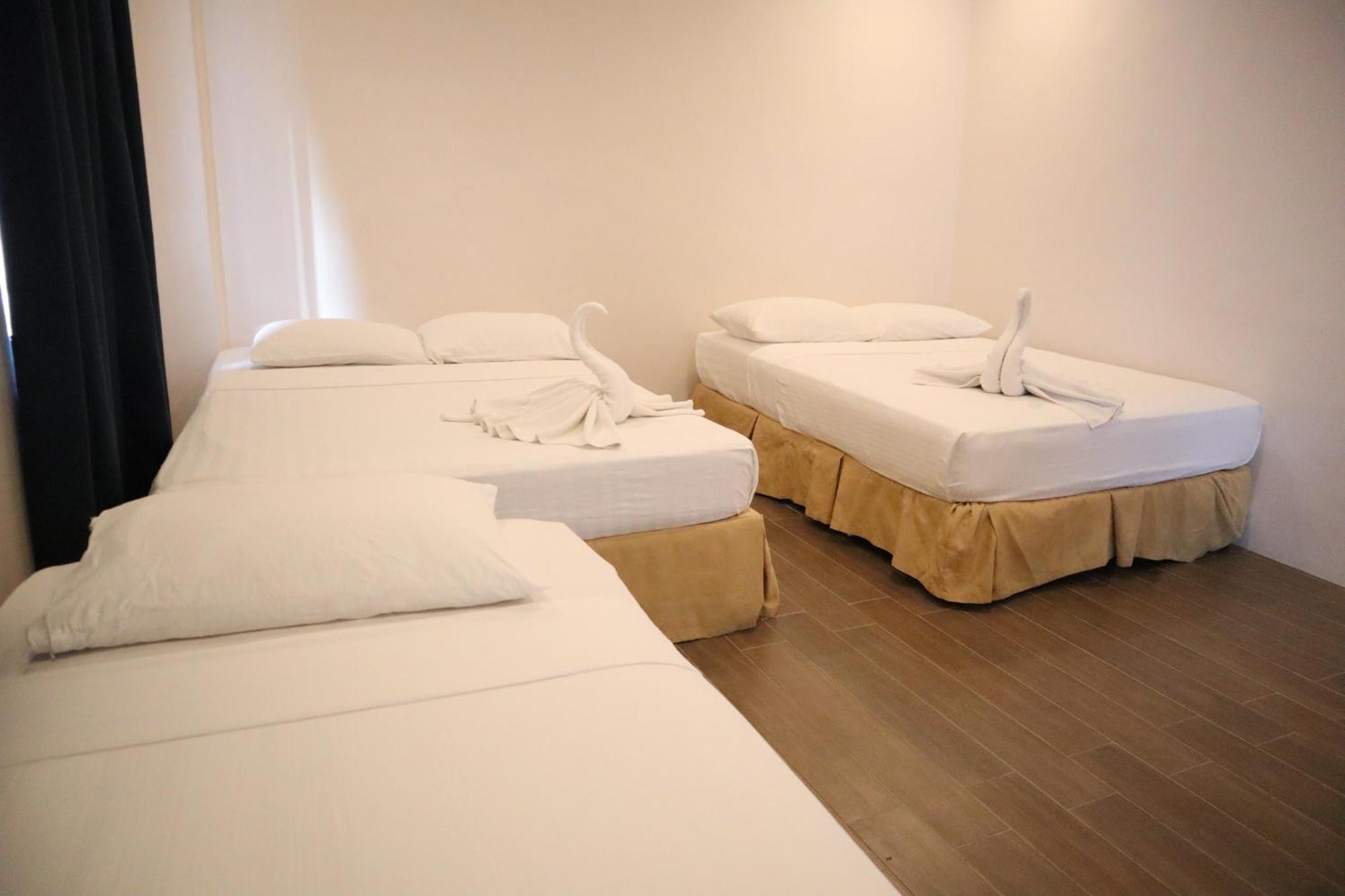 Island Inn Balabag  Екстериор снимка