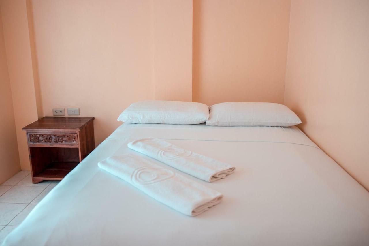 Island Inn Balabag  Екстериор снимка